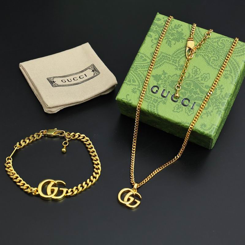 Gucci Suits 07yxs03